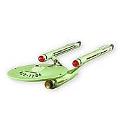 2011 USS Defiant, Star Trek, NYCC, GLOW IN THE DARK - VERY RARE (Only 700 Produced)