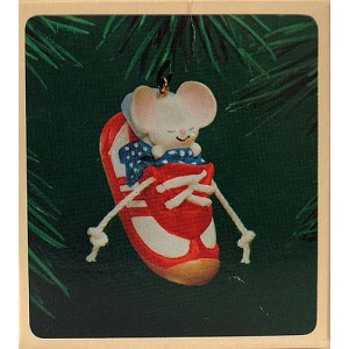 1983 Sneaker Mouse - DB