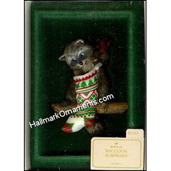 1982 Raccoon Surprises - NT